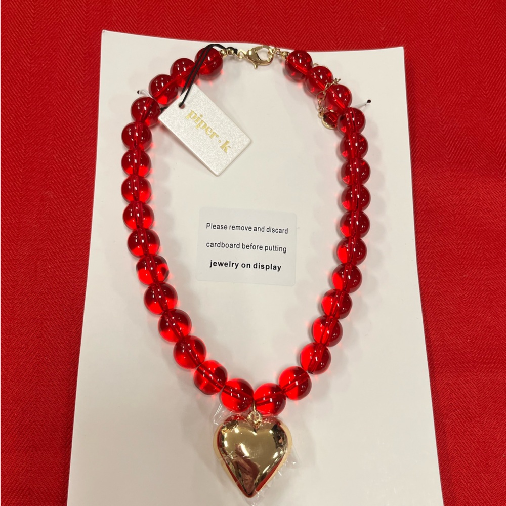 NWT ⚜️♥️⚜️ Piper K Gorgeous Red Beaded Glass Necklace - Picture 14 of 15